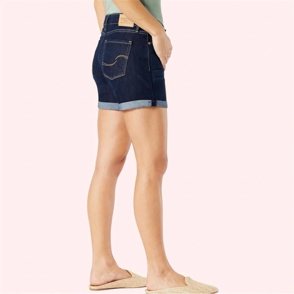 Levi Strauss & Co Signature Dark Wash Mid Rise Shorts Classic Cuffs Stretch Sz 2 - Picture 3 of 14